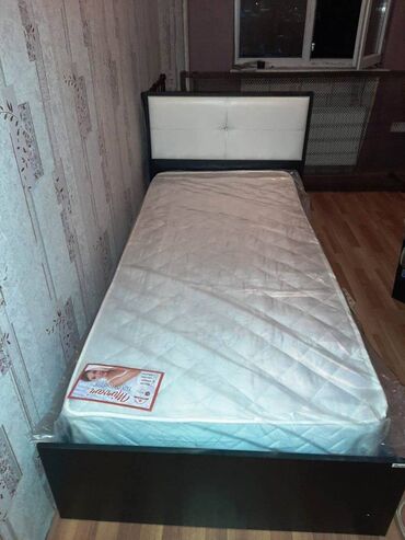 Uzunmüddətli kirayə mənzillər: 20 yanvar metrosu yaxınlığı 5 mərtəbəli binanın 4-cü mərtəbəsi ümumi — 7