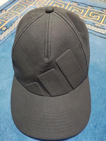 калиман кий: Эркектердин баш кийими, Adidas, Колдонулган, түсү - Кара, Өзү алып кетүү — 1