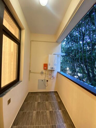 Yeni tikili: 3-cü mikrorayon, 3 otaqlı, Yeni tikili, m. Memar Əcəmi, 122 kv. m — 21