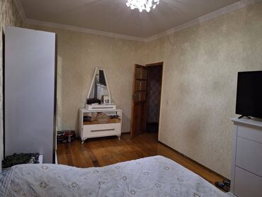 Köhnə tikili: Bakı, Yeni Günəşli Massiv D, 4 otaqlı, Köhnə tikili, m. Xalqlar Dostluğu, 100 kv. m — 7