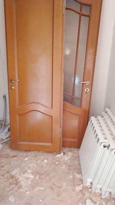 Qapılar və aksessuarlar: Məlumat: Taxta interyer qapıları dəsti - Material: ağac əsaslı (rəng — 3