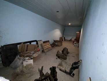 Kirayə qaraj: 0.06ha torpaq sahəsi. 109.6 kv.m yaşayış, 64.6 kv.m köməkçi sahə — 13