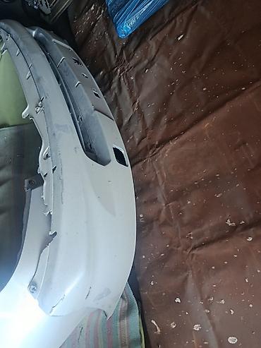 колесо запасное: Задняя дверь багажника и задний бампер для Honda (логотип H на крышке — 2