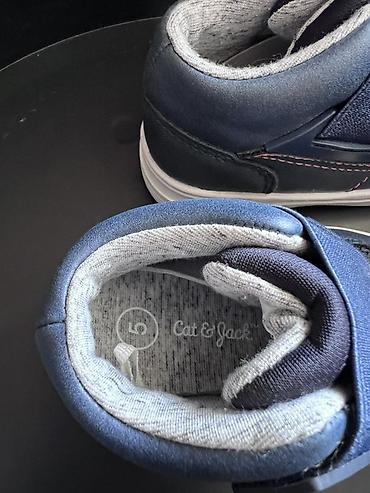 nike react: Детские кроссовки Cat & Jack Забирать в 7 микрорайоне Бишкека — 4