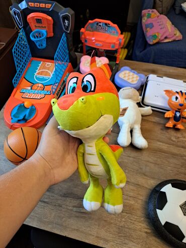 Dečije sportske igračke: Mini set društvenih igara i igračaka za decu – sportske stonе igre + — 6