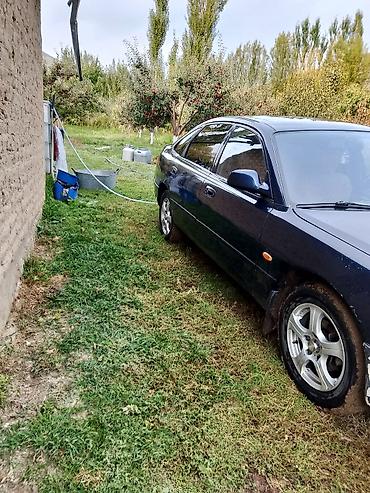 Mazda: Mazda 626: 1995 г., 0.2 л, Механика, Бензин, Хэтчбэк — 3