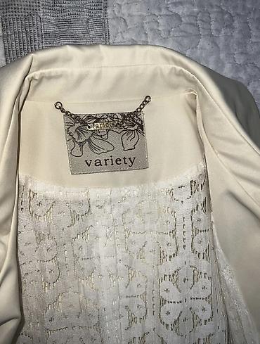 stradivarius s: Variety mantil vel.S svetlije krem boje baš kao na slikama,sa čipkom — 2