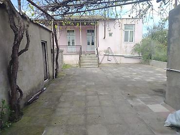 3 otaqlı, 120 kv. m, Kredit yoxdur, Orta təmir