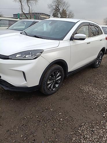 JMEV: JMEV EX5: 2020 г., Электромобиль, Кроссовер — 2