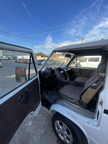 canry 70: Volkswagen Transporter: 1982 г., Фургон — 5