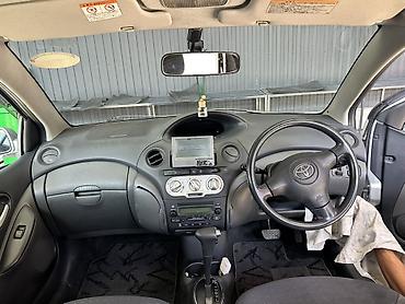 Продажа авто: Toyota Vitz: 2003 г., 1.3 л, Автомат, Бензин, Хэтчбэк — 8