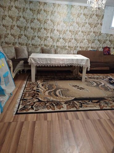 neapol dairesinde satilan evler: 5 otaqlı, 100 kv. m