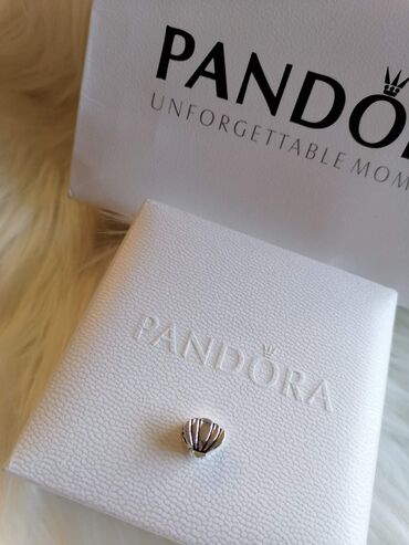 Privesci za nakit: Pandora privesci
1200 komad
Saljemo postexpresom na lalafo.rs — 15 Privesci za nakit: Pandora privesci
1200 komad
Saljemo postexpresom — 15