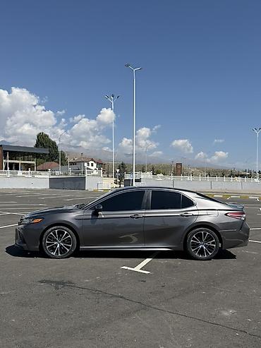 шинен: Toyota Camry: 2018 г., 2.5 л, Автомат, Бензин, Седан — 3