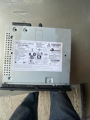 səs ucaldıcılar: Mercedes‑Benz orijinal multimedia/radio başlıq bloku Model/Məlumat — 4