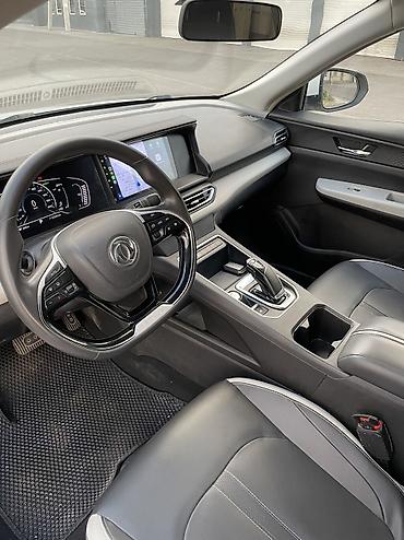 byd e1: Dongfeng : 2022 г., Электромобиль, Седан — 7