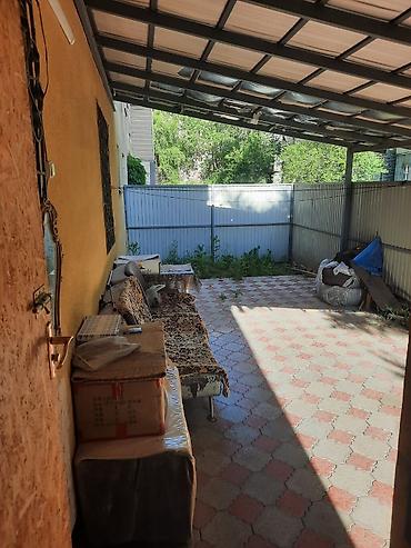двор: 3 комнаты, 64 м², Индивидуалка, 1 этаж, Косметический ремонт — 5
