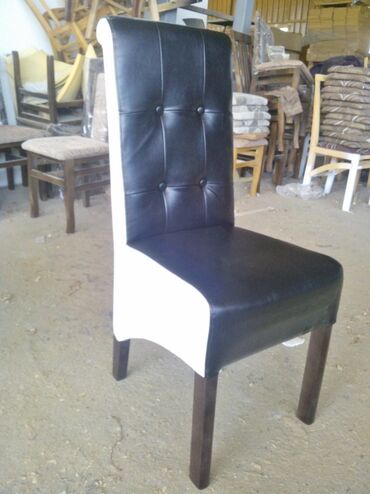 Stolice: Stolice sa dugmetom 4200,bez dugmeta 3800 din dostava 2500 na lalafo.rs — 1 Stolice: Stolice sa dugmetom 4200,bez dugmeta 3800 din dostava 2500 — 1