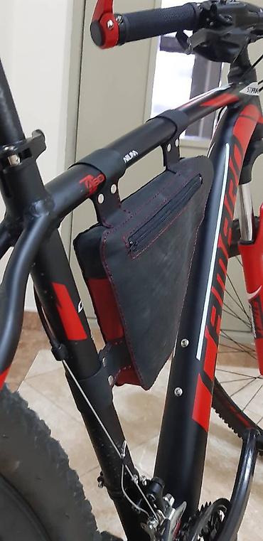 velosiped çanta: Velosiped üçün rama altı çanta. Natural dəridən əl işidir. Sifarişlə — 3