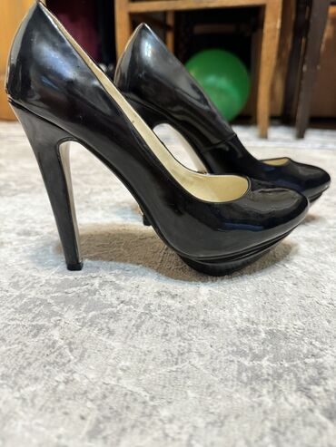 черные лакированные туфли женские: Туфли Размер: 35, цвет - Черный