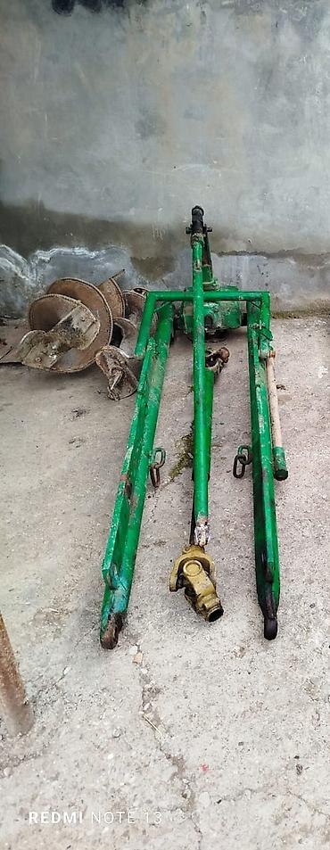 Kənd təsərrüfatı üçün traktor qoşqulu torpaq qazma qurğusu (PTO ilə)
