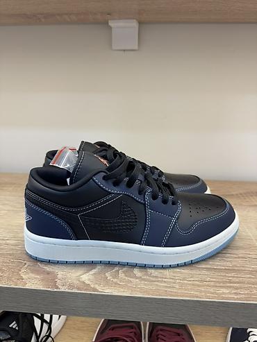 kutya: Мужские кроссовки, 40, Air Jordan, Новый, цвет - Черный, Самовывоз — 1