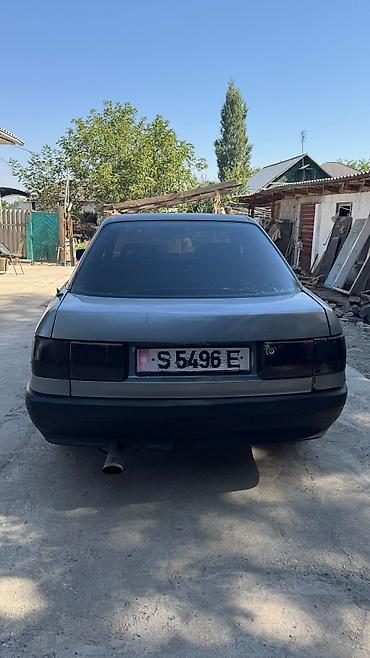 golf 1 1987: Audi 80: 1989 г., 2 л, Механика, Бензин, Седан — 6