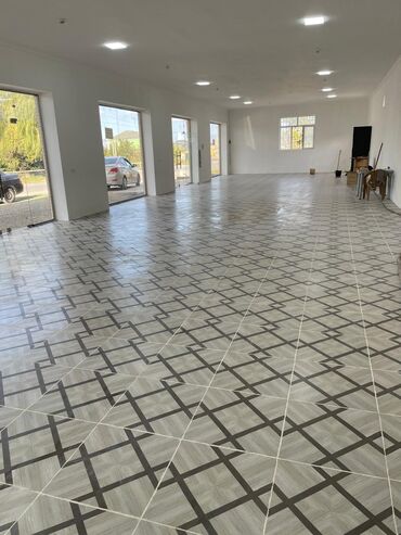 Mağazalar: Salam aleykum xacmaz niyazabad yolu pive zavodun yanı 200 kvadrat tam — 4