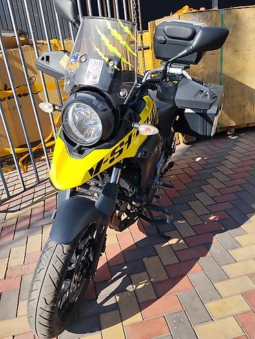 t max: Мотоцикл туристического класса (адвенчер) в яркой жёлто‑чёрной — 2