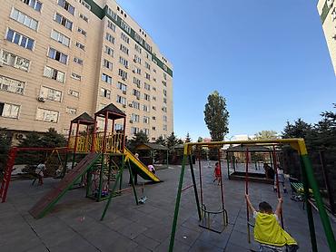 3 комнаты, 86 м², ул. Ахунбаева / Бакаева Элитка, 3 этаж, Косметический ремонт at lalafo.kg 3 комнаты, 86 м², ул. Ахунбаева / Бакаева Элитка, 3 этаж, Косметический ремонт