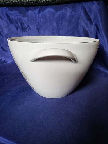 Činije: Corbaluk nov Arzberg porcelan nemacki 70te. Perfektan corbaluk,sve na lalafo.rs — 8 Činije: Corbaluk nov Arzberg porcelan nemacki 70te. Perfektan corbaluk,sve — 8