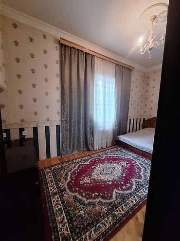ev satiram az: Xırdalan, 5 otaqlı, Köhnə tikili, 250 kv. m — 1