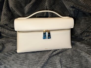 Çantalar: Əl çantası, Yeni — 1