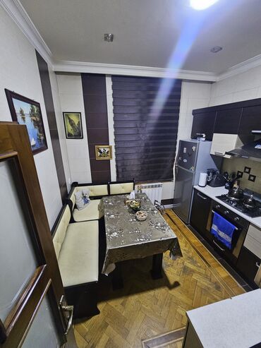 Mağazalar: Yasamal rayonu Dovlet Statistika Komitesinin yani bina prospektin — 26