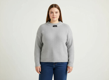 varlesca bluzy: Varlesca, Women`s sweater, size 9XL