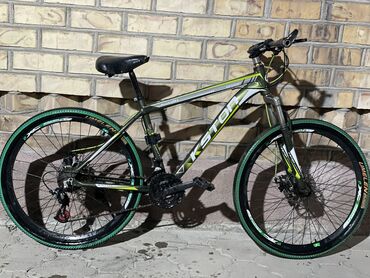 Велосипеды: Продаю бу велосипед фирмы Kston 26 диски 17 рама 21 скоростной