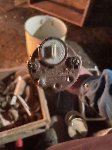 Бензонасосы: Бензонасос Б/у, Оригинал — 23