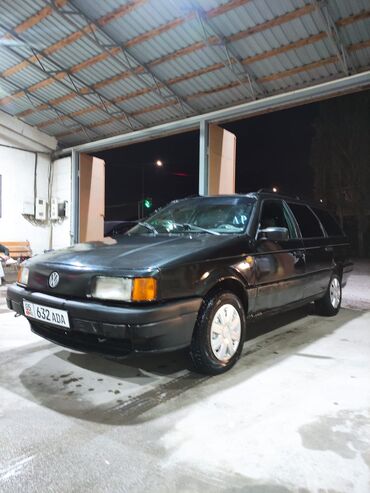 Volkswagen: Volkswagen Passat: 1989 г., 1.8 л, Механика, Газ, Универсал