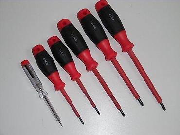 Setovi ručnog alata: Set odvijača sa ispitivačem napona (tester) Sadržaj kompleta: - Ravni — 5