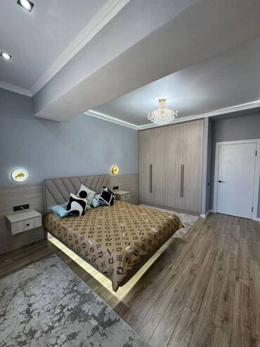 сколько стоит трехкомнатная квартира в бишкеке: 3 комнаты, 70 м², Элитка, 12 этаж, Евроремонт