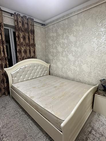 Спальный гарнитур, Б/у, Двуспальная кровать, Шкаф, Комод, Дерево, Самовывоз, Платная доставка, цвет - Бежевый