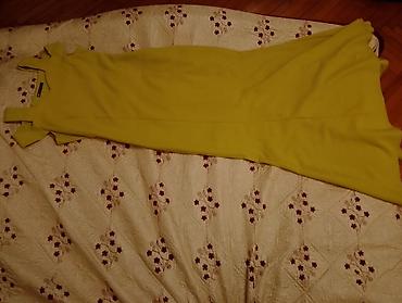 Uzun ziyafət/libas – parlaq limon-sarı rəngdə - Model: bədənə oturan