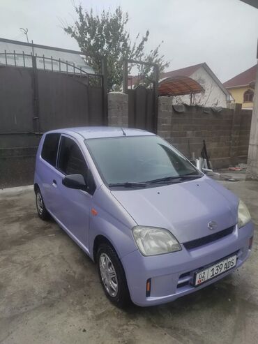 машина алу: Daihatsu Cuore: 2004 г., 1 л, Механика, Бензин, Купе