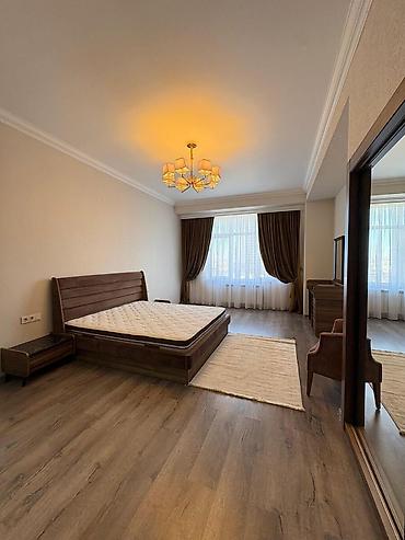 zaqatalada ev satilir: İcarəyə verilir 4 otaqlı yeni tikili 165 m², Ağ şəhər q. Kateqoriya — 3