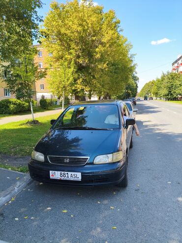 накидка на панель одиссей: Honda Odyssey: 1995 г., 2.2 л, Автомат, Бензин, Вэн/Минивэн