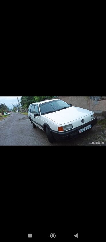 Volkswagen: Volkswagen Passat: 1991 г., 1.8 л, Механика, Бензин, Универсал