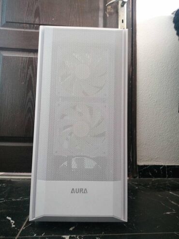 Desktop računari i radne stanice: Gejmer Ryzen 5-Perfektan White Povoljno--Odlican Moderan svetleci — 6