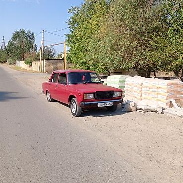 2107 lenkoran: VAZ 2107 (Lada Riva) – qırmızı sedən - Kuzov: 4 qapılı sedan, klassik — 4