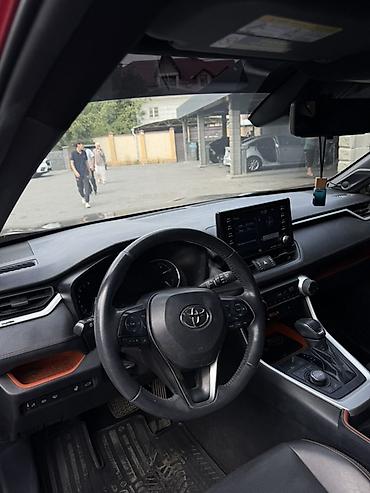 raf4 2020: Toyota RAV4: 2020 г., Автомат, Кроссовер — 8