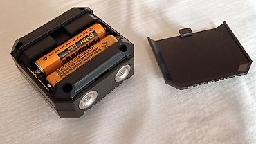 Laserski daljinomeri: Nov digitalni uglomer. Ima sa donje strane magnete, ima dugme da — 11